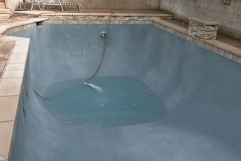 Filling pool