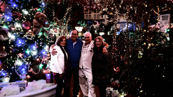 Craig, Patty, Steve, Ilene at Christmas