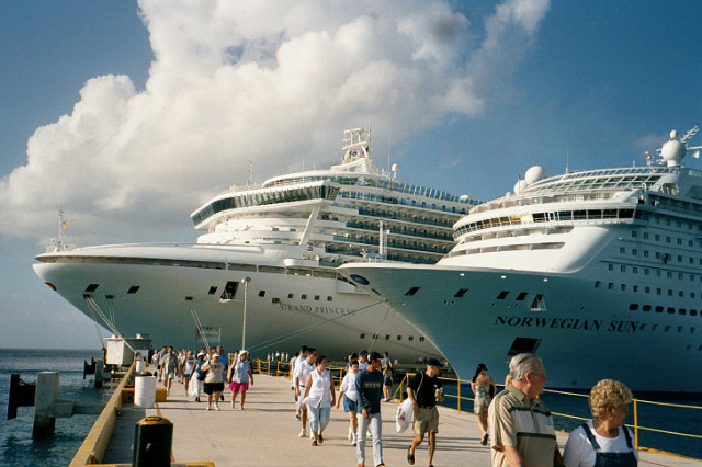 Exiting at Cozumel dock