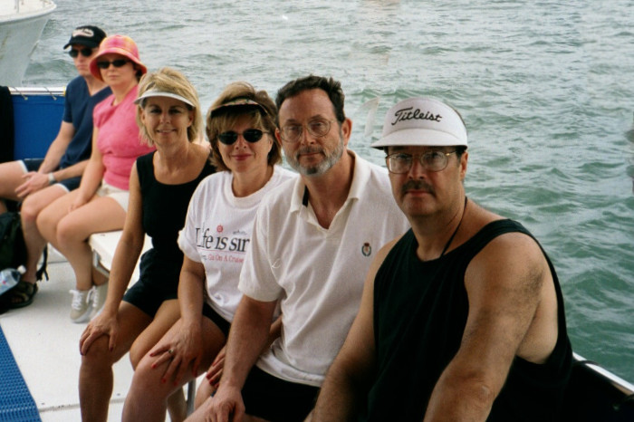 Going to pet stingrays