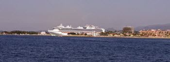 Sapphire Princess 