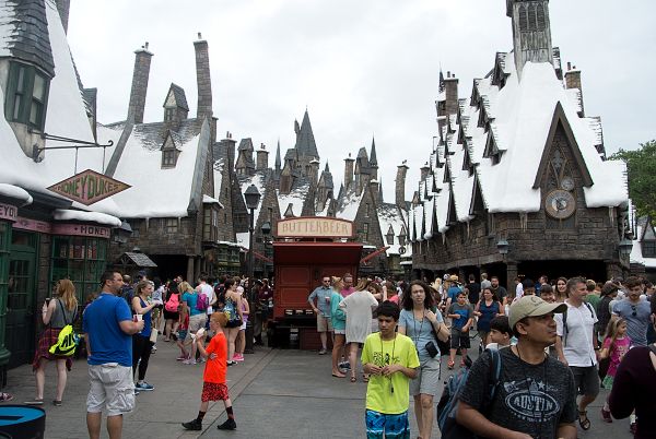 Hogsmeade Main Street