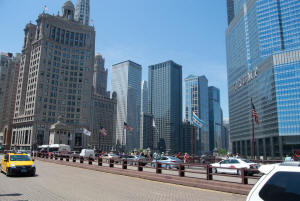 DuSable Bridge on Michigan Ave