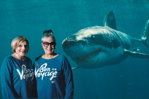 Patty & Vanessa - Bon Voyage