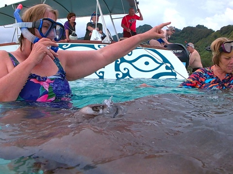 Ilene with stingray + Patty