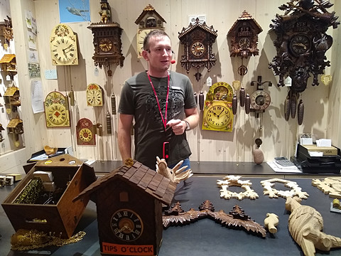 Cuckoo clock demonstration