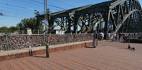 Love Lock fence