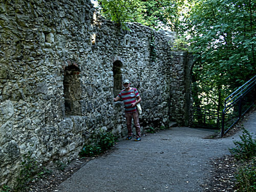 Gary on path to Keep