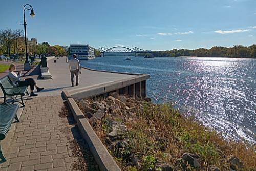 Craig heading back to the ship