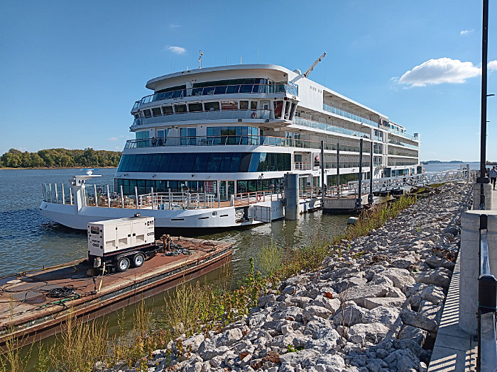 Docking in Hannibal, MO