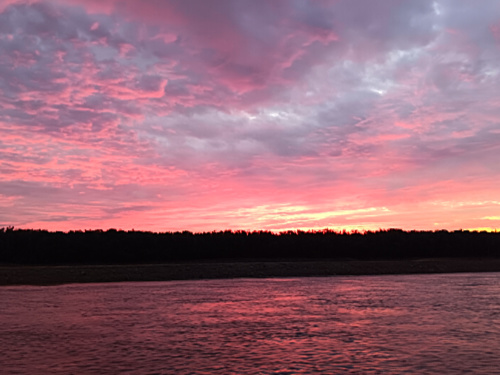 Greenville morning on the Mississippi