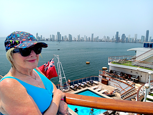 Patty overlooking the Cartarena city skyline