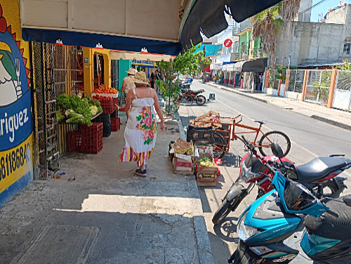 Patty shopping in town